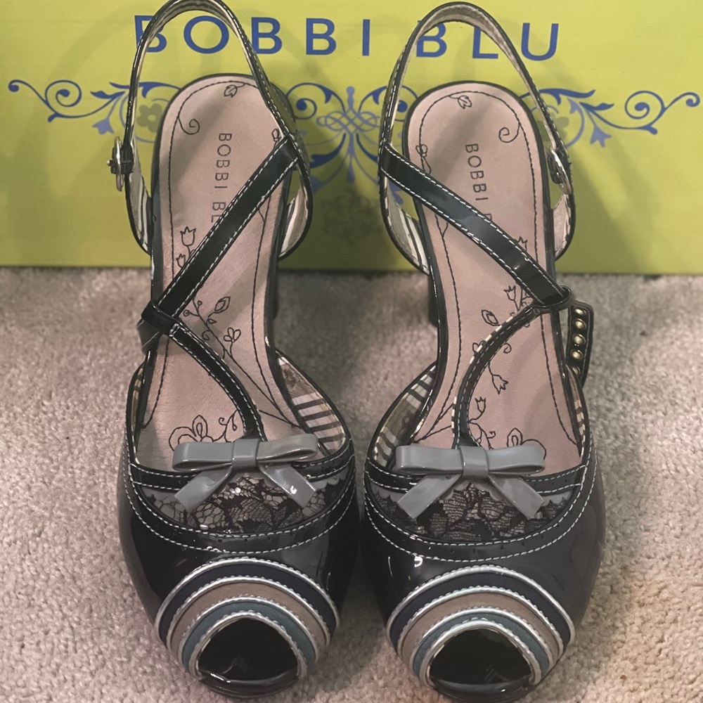 Bobbi Blu Chunky Peeptoe Heels